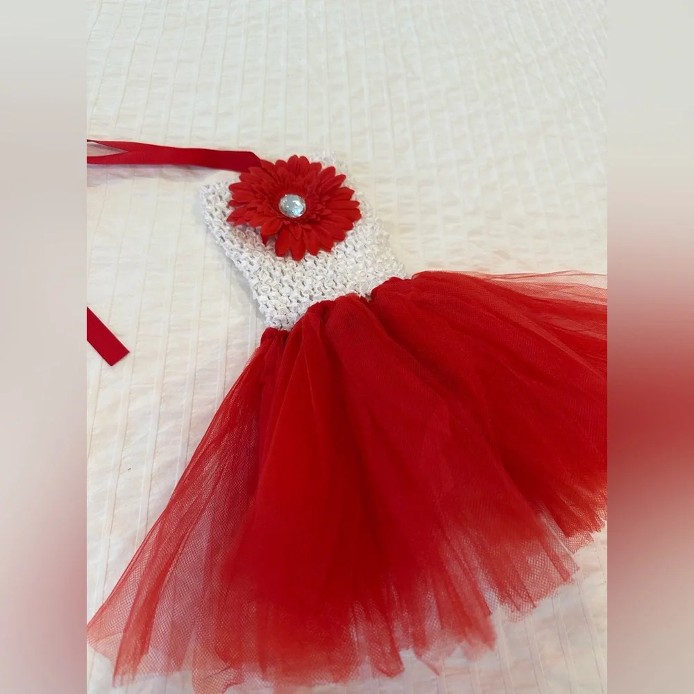 Red and white tutu dress size Newborn